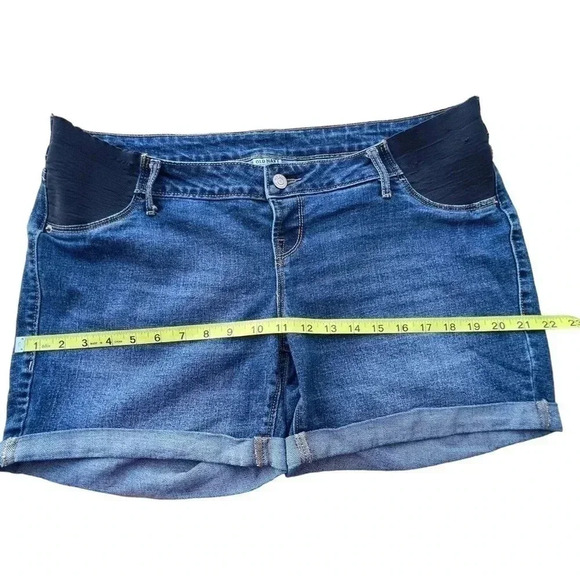 Women’s Old Navy Maternity Dark Wash Denim Shorts•SZ 12 Preowned Good Condition - Picture 7 of 8